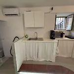 Stella Basement Apartment
