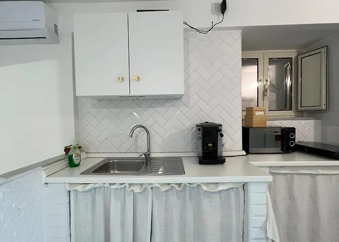 Stella Basement アパート *