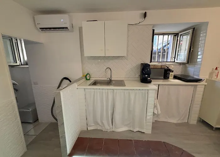 Stella Basement Lejlighed