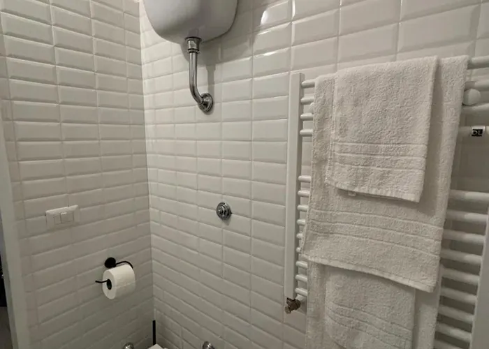 Stella Basement Neapol